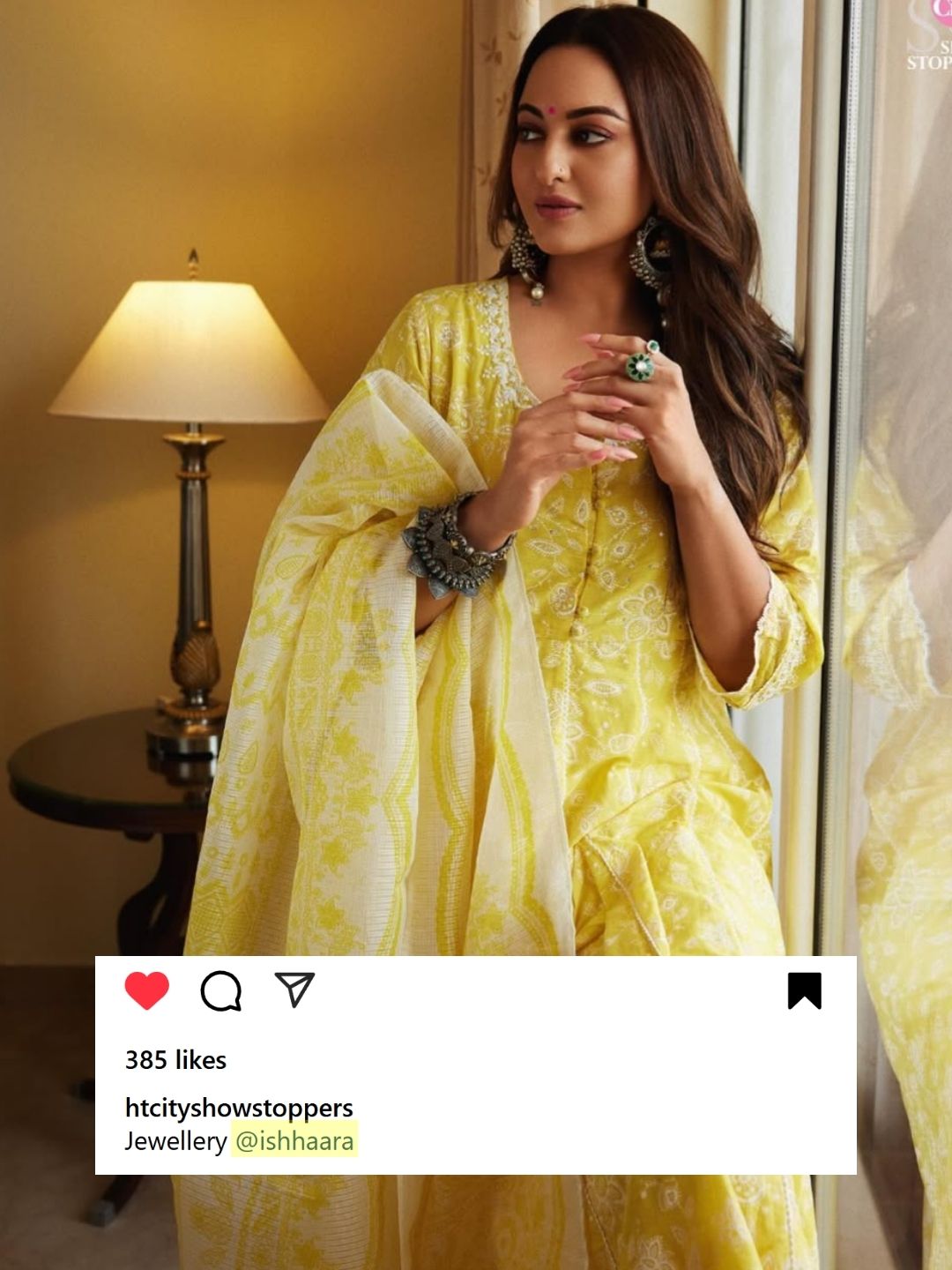 Ishhaara Sonakshi Sinha In Antique Brass Bangle Bracelet