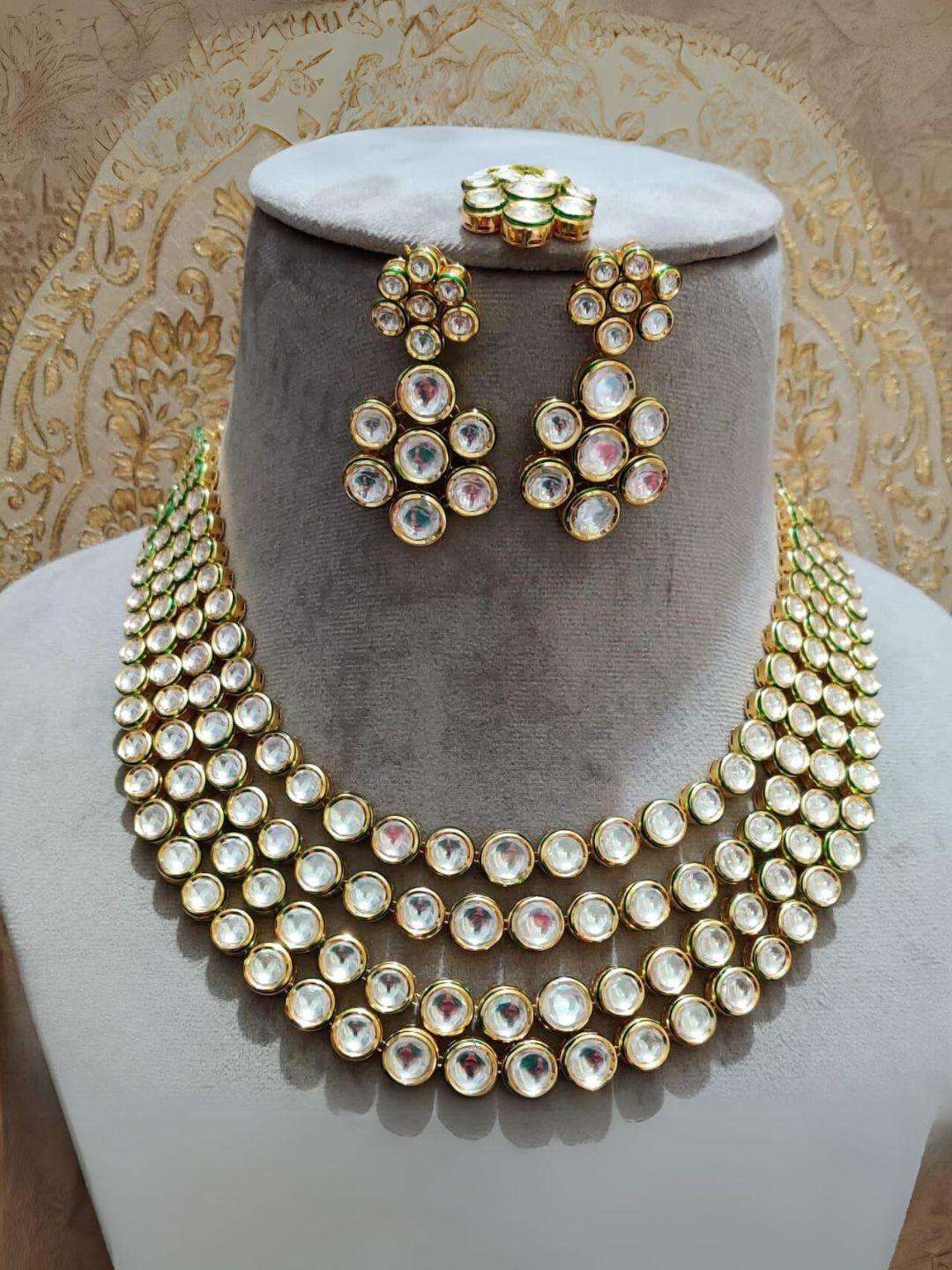 Ishhaara  Gold Kundan Heavy Ethnic Choker With Drop Earrings