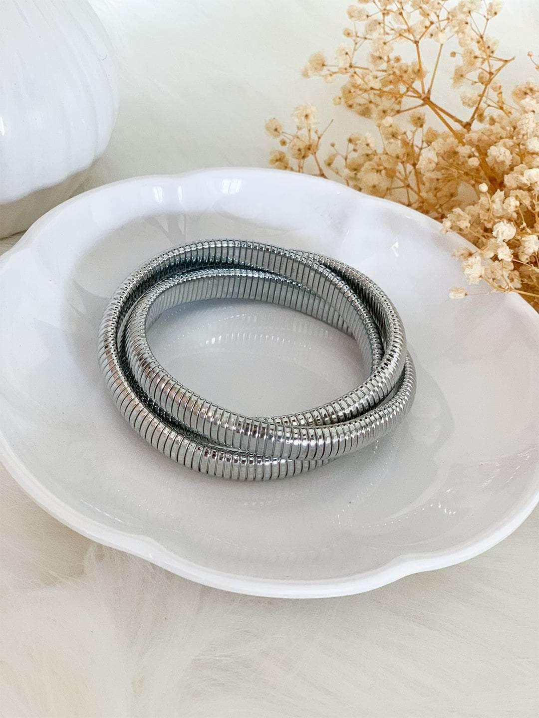 Ishhaara Anusha Mani In Triple Layer Wrap Stretchable Bracelet