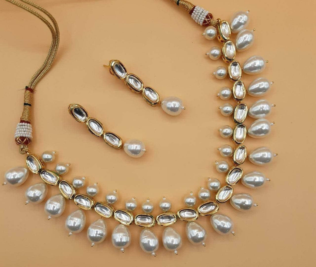 Ishhaara Big Pearl Drop Kundan Set