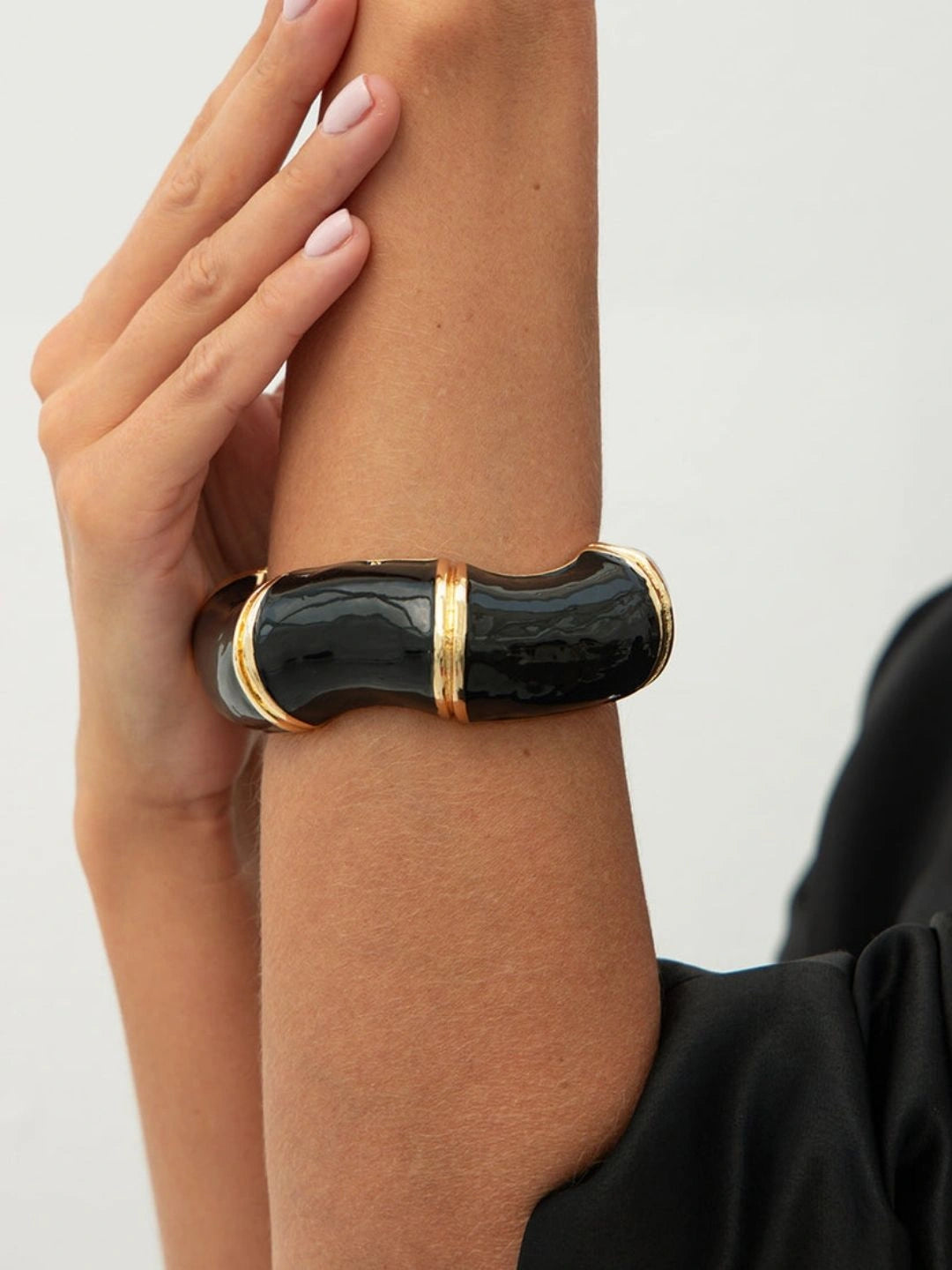 Ishhaara Black Chroma Bone Bracelets