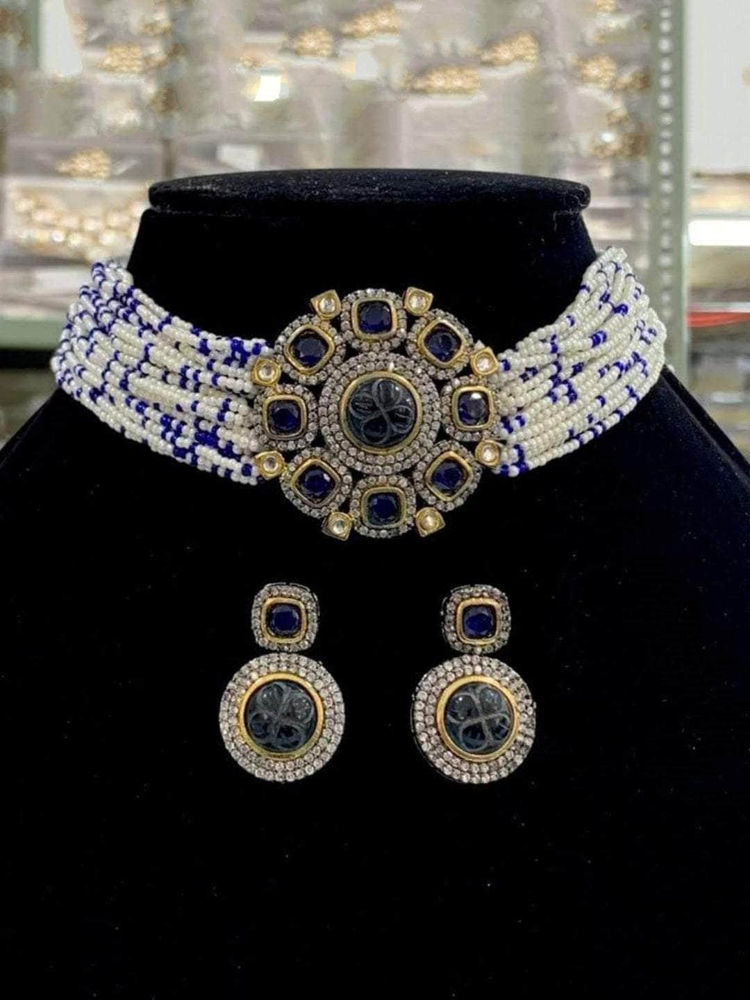 Ishhaara Mysteeva Choker