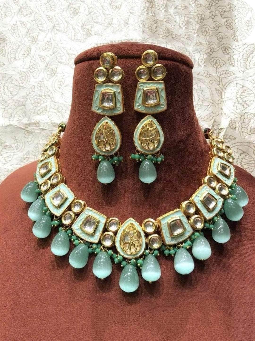 Ishhaara Square And Drop Shape Necklace