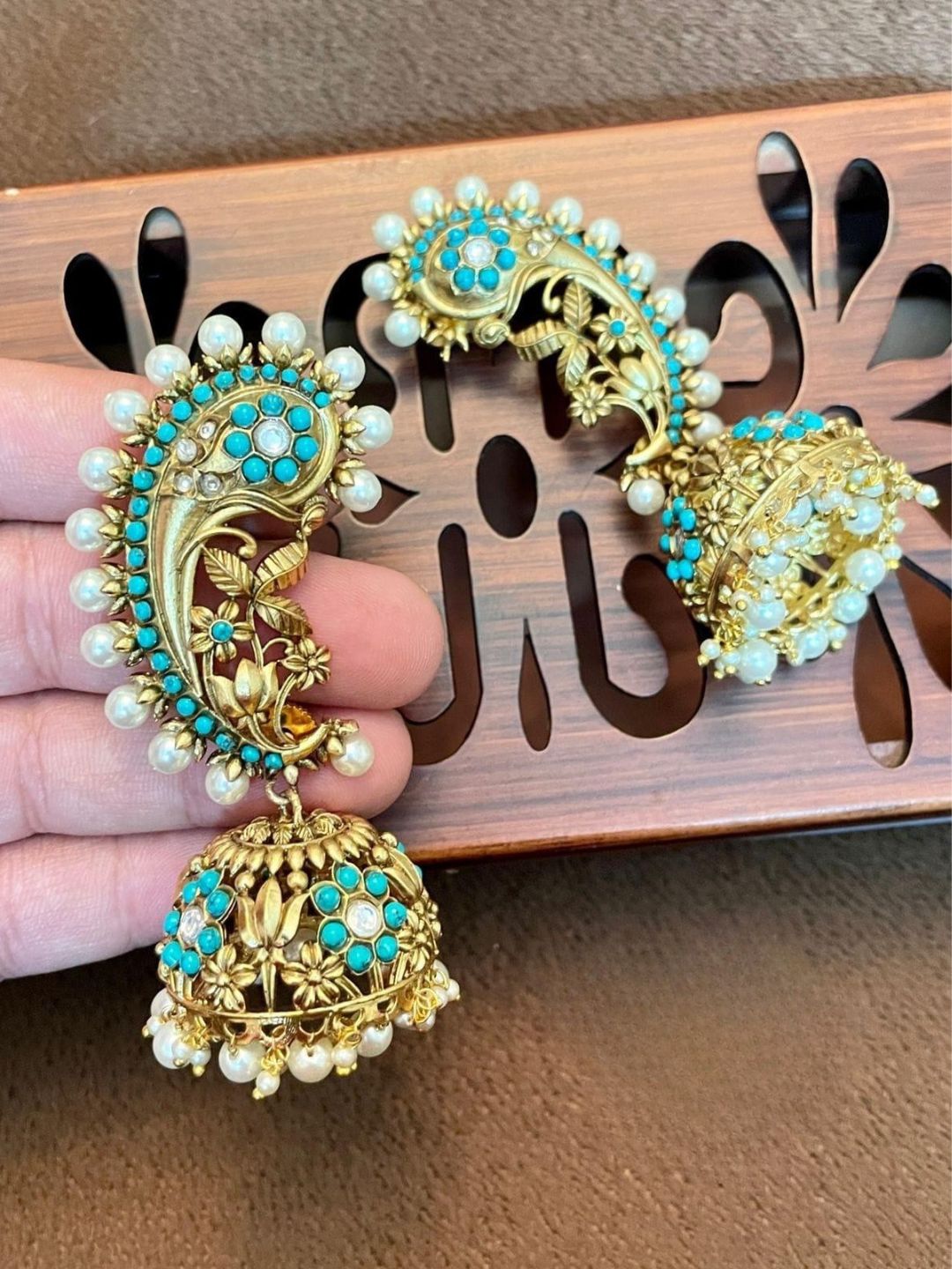 Ishhaara Red Trendy Floret Earcuffs
