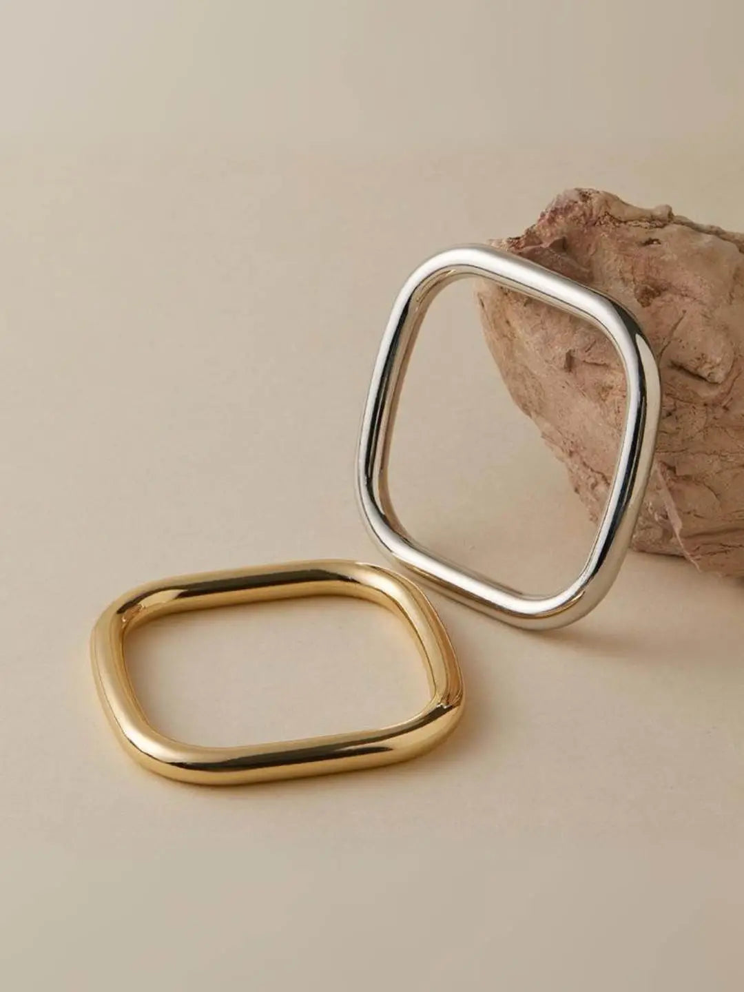 Ishhaara Bowery Cuff Set