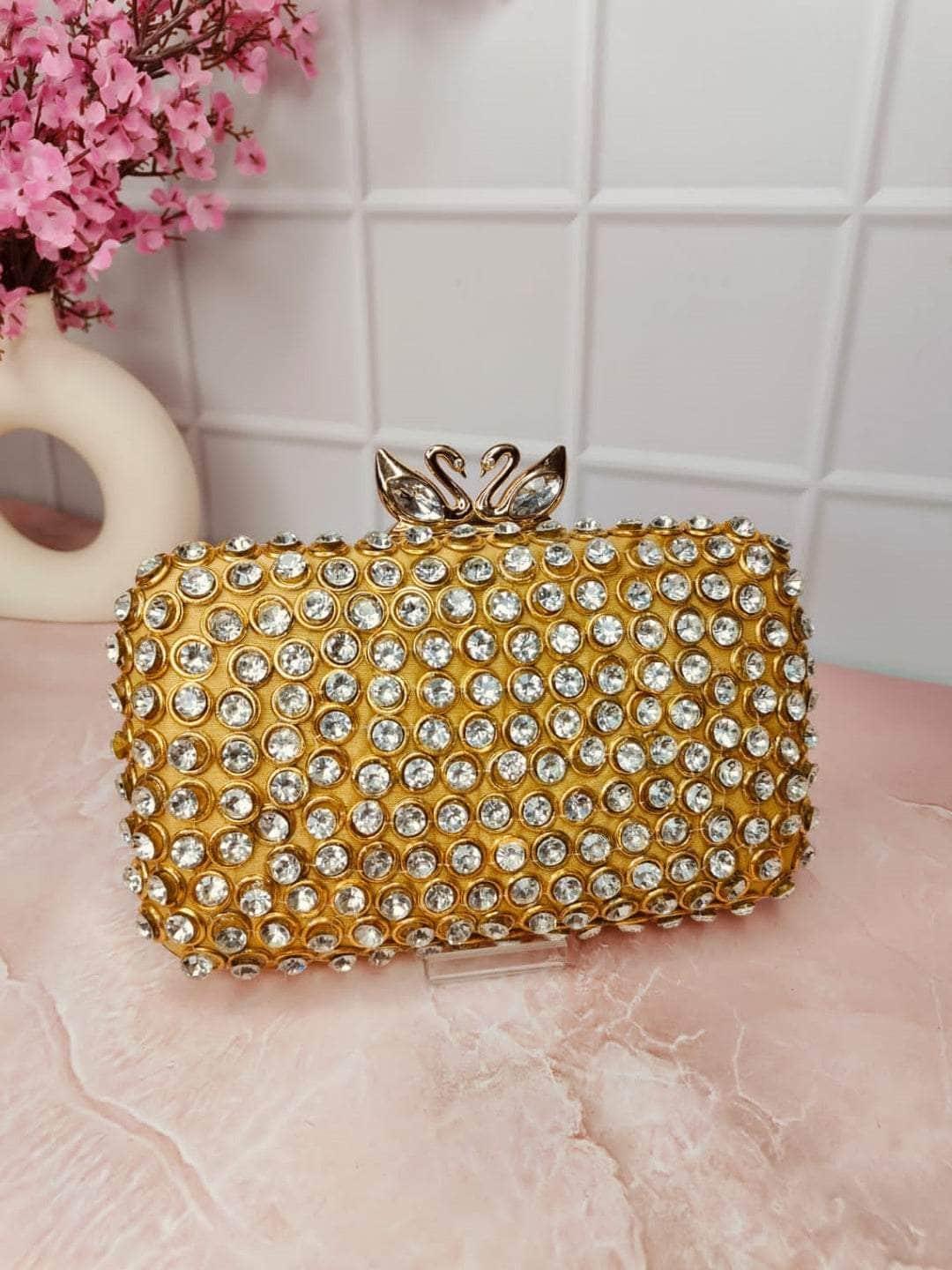 Female clutch best sale