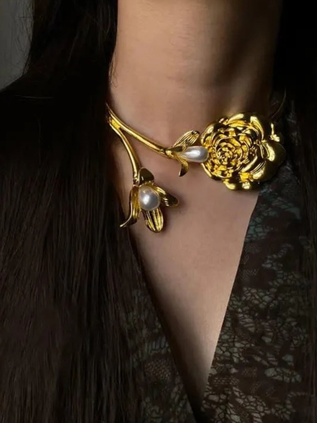 Ishhaara Camellia Royale Set