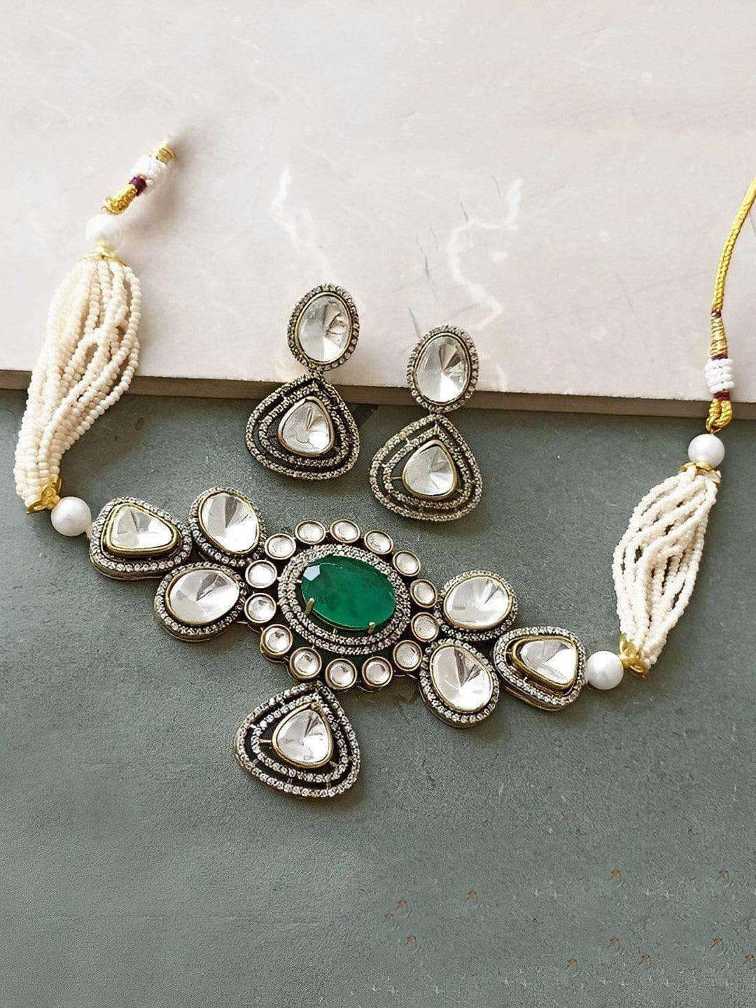 Ishhaara Carved Center Kundan Choker Set