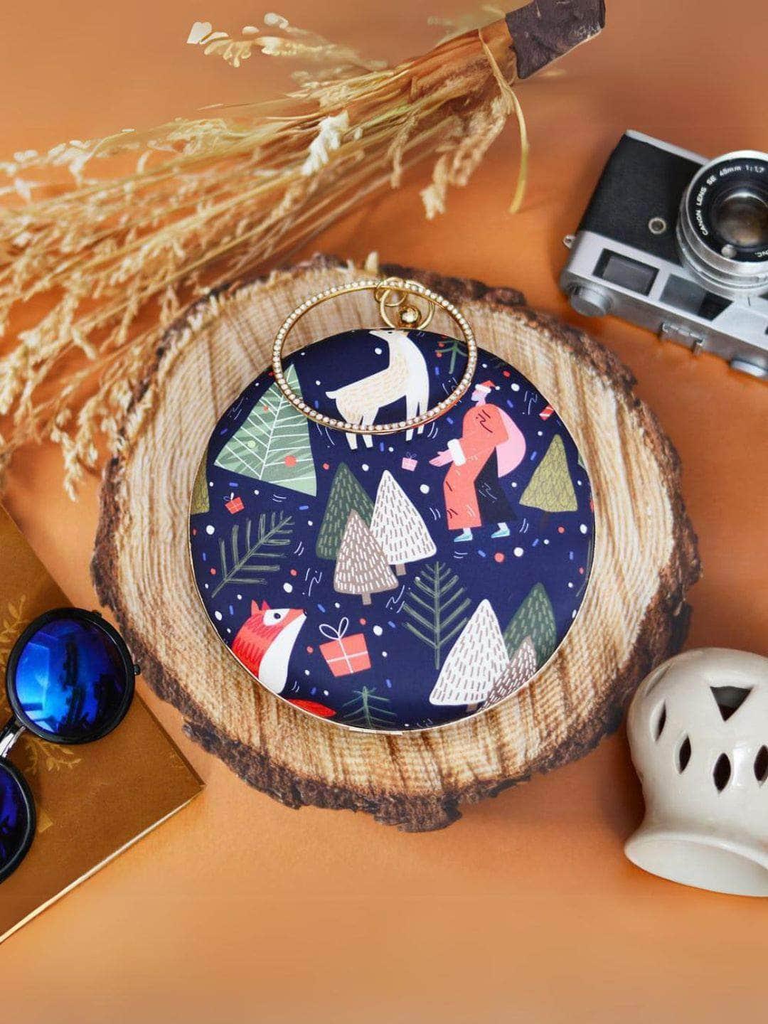 Ishhaara Christmas Tree Round Clutch