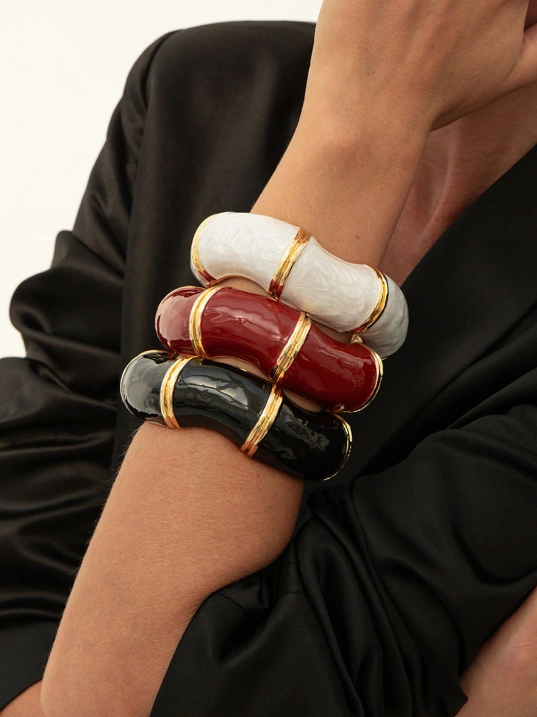 Ishhaara Chroma Bone Bracelets