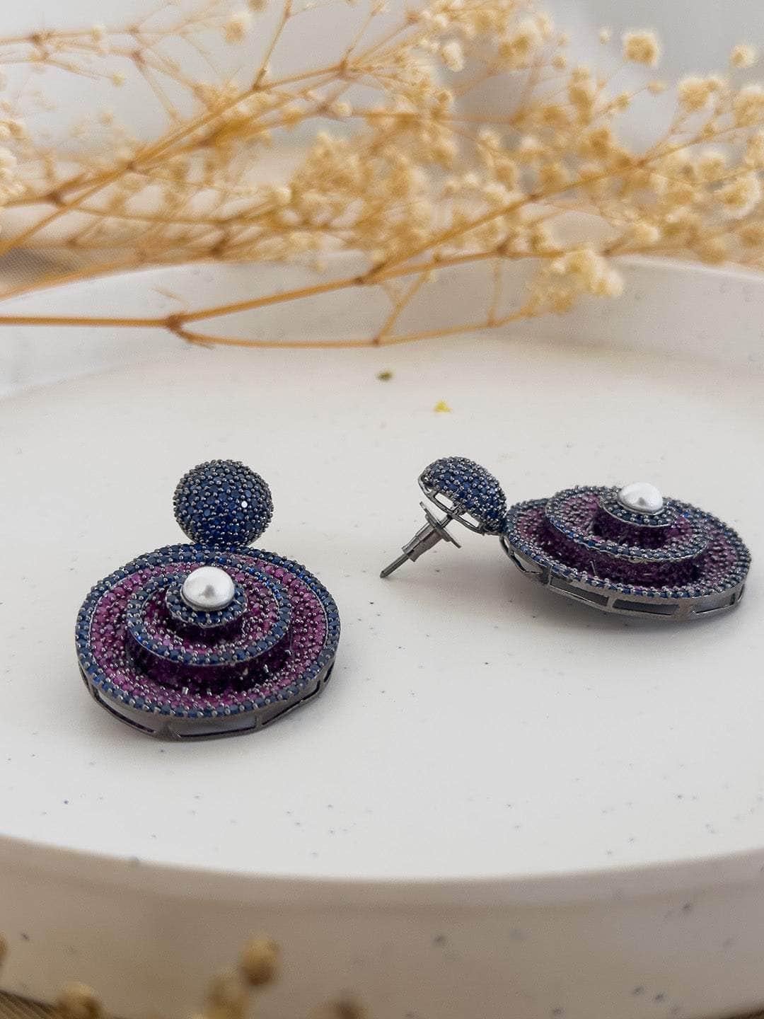 Ishhaara Classic Hoop Earrings