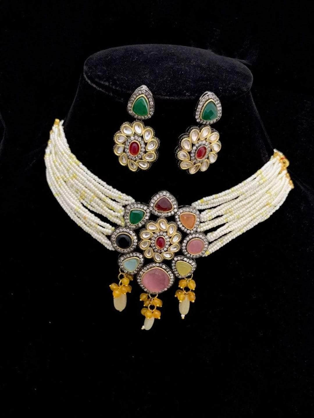 Ishhaara Cristine Pearl Choker