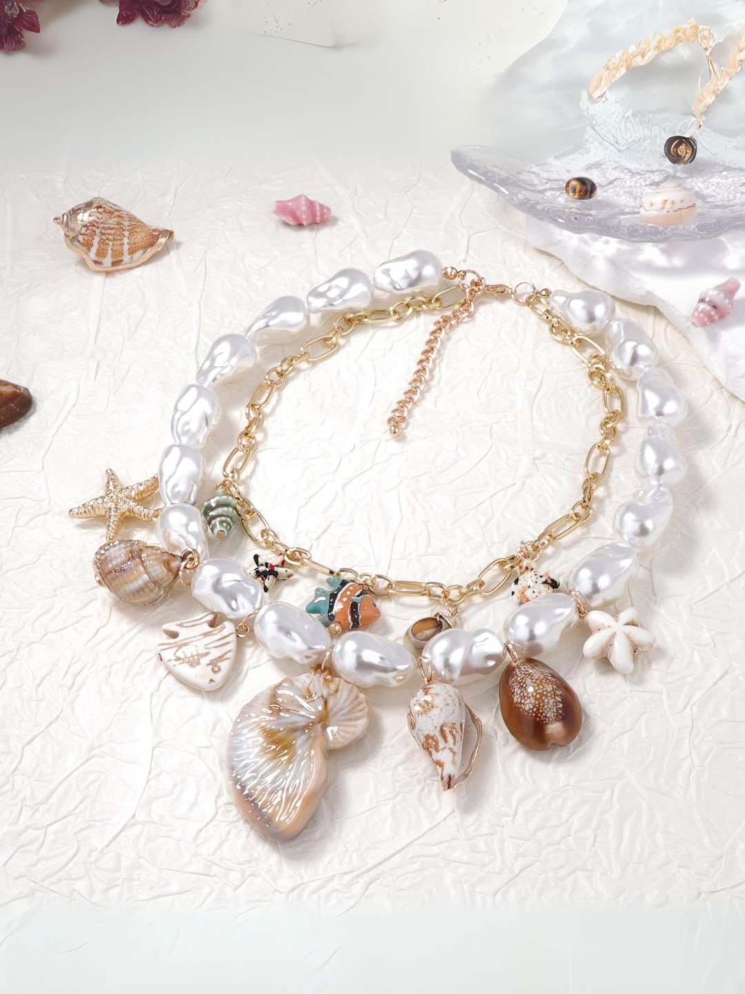 Ishhaara Crunchy Fashion Pearl Star And Shell Charm Necklace