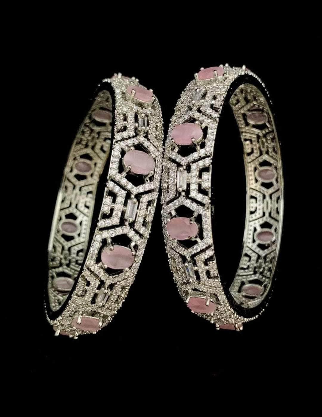 Ishhaara Crystal Stone Kada