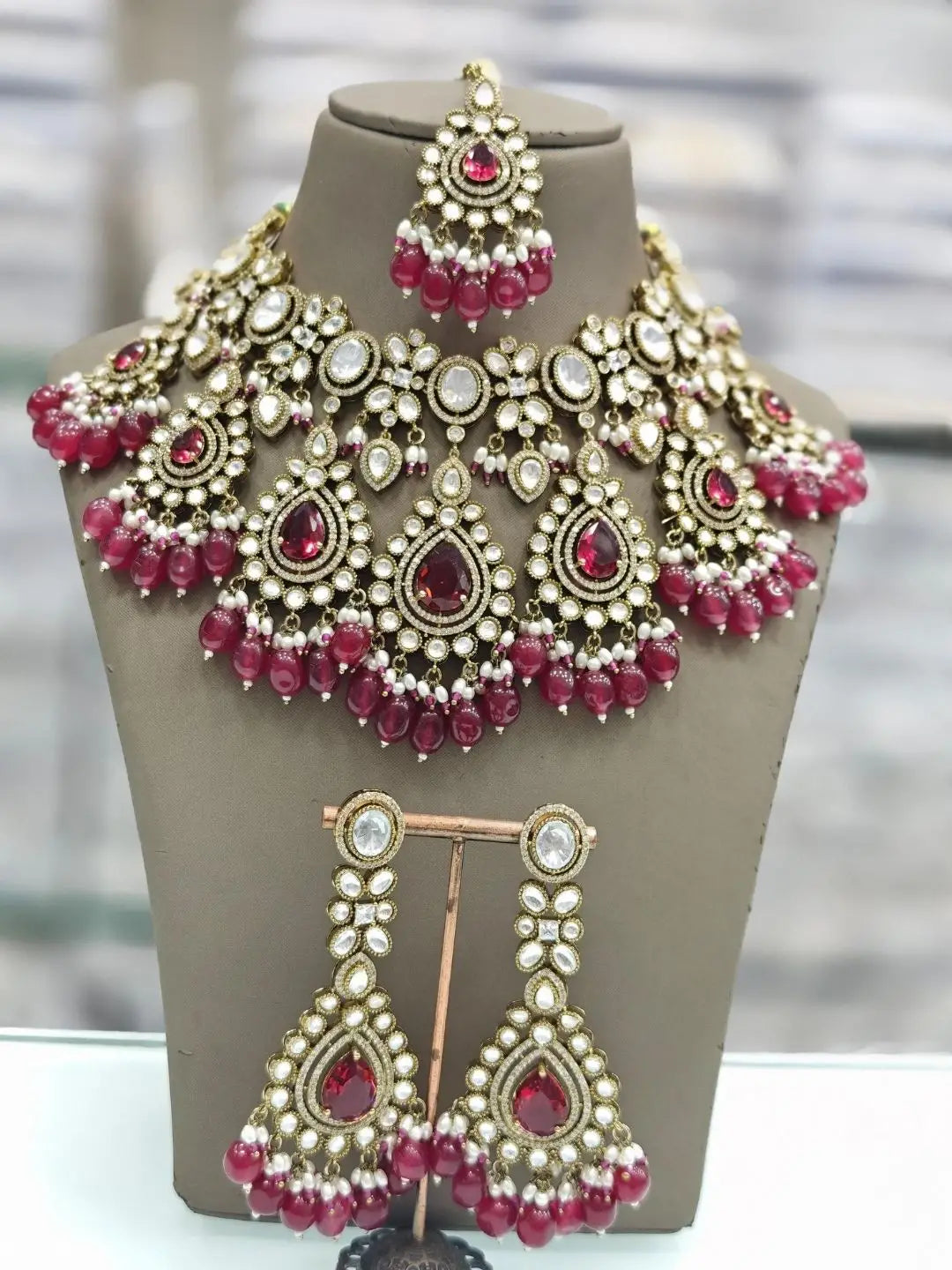 Ishhaara Pink Victorian Tear Drop Shaped Polki Kundan Necklace
