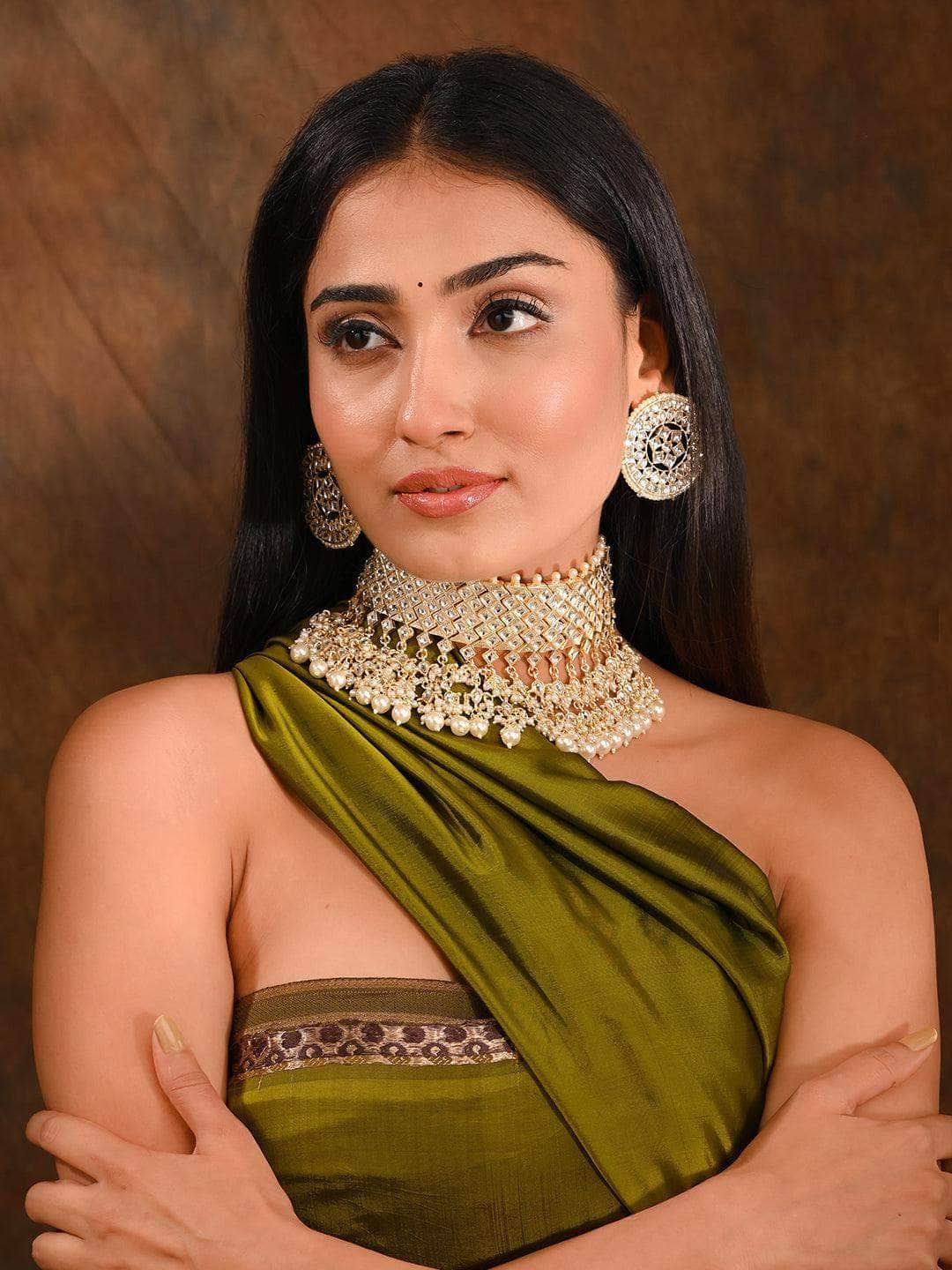 Ishhaara Diamond Stone Choker With Pearl Tassels