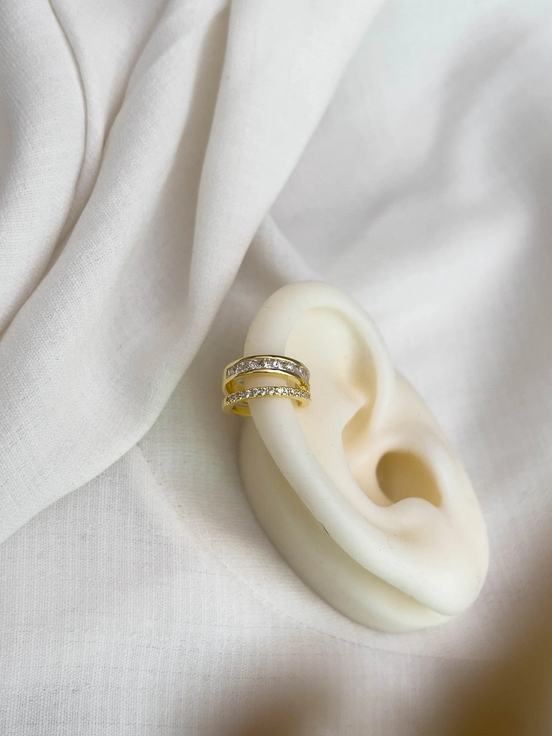 Ishhaara Eternity Band Earcuff