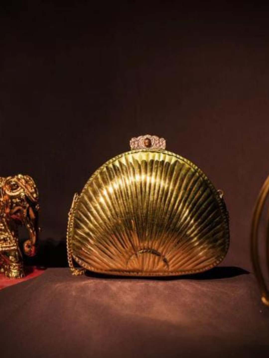 Ishhaara Ethnic Brass Bag In Shell Shape