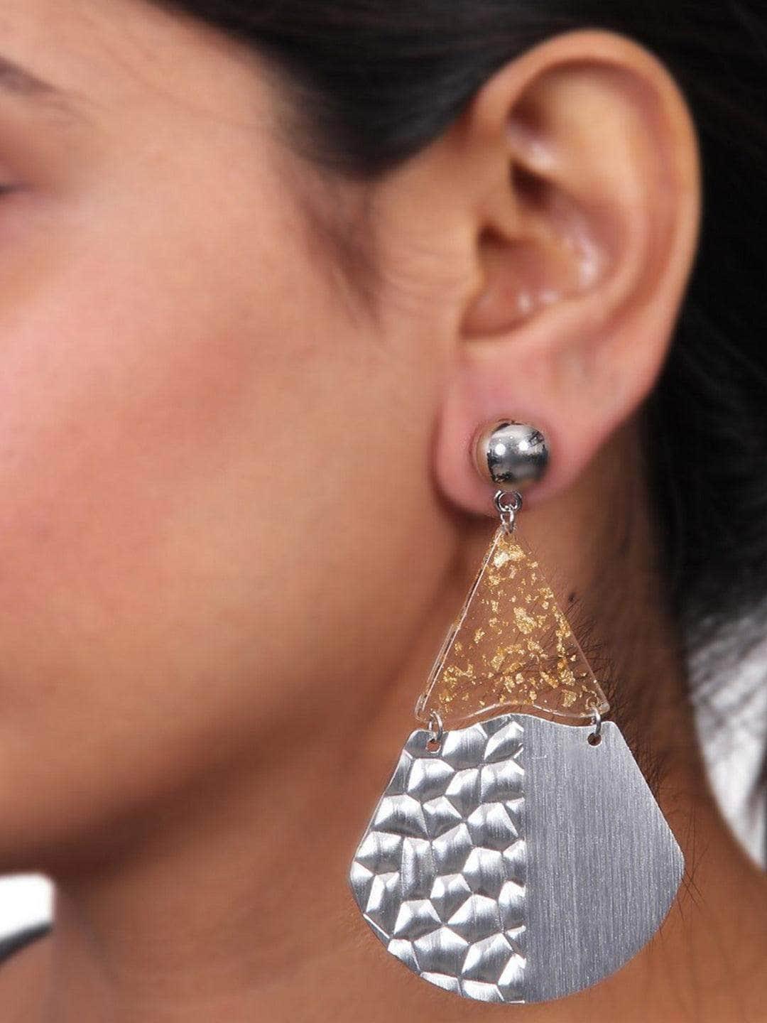 Ishhaara Fan Earrings Silver
