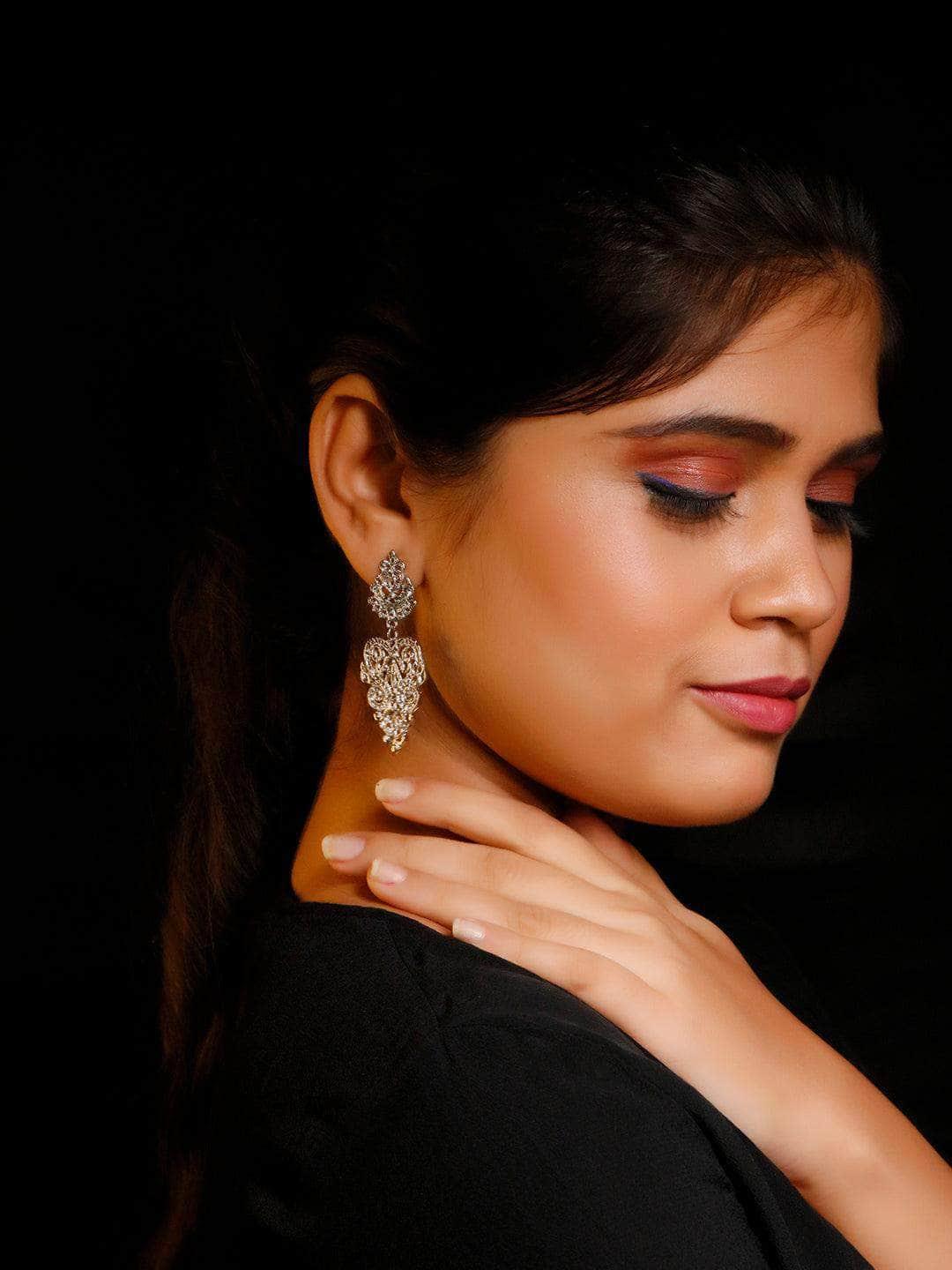 Ishhaara Filigree Chandelier Earrings Silver