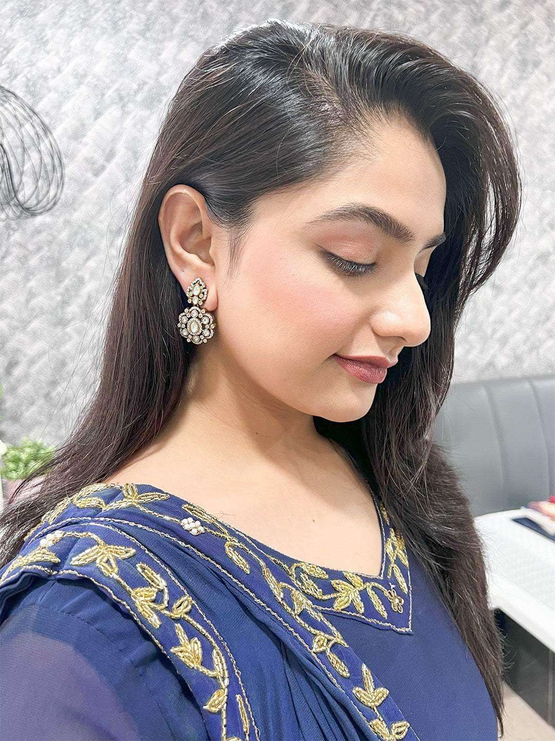 Ishhaara Floral Shaped Polki Earring