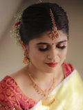 Ishhaara Floral Small Nethi Chutti