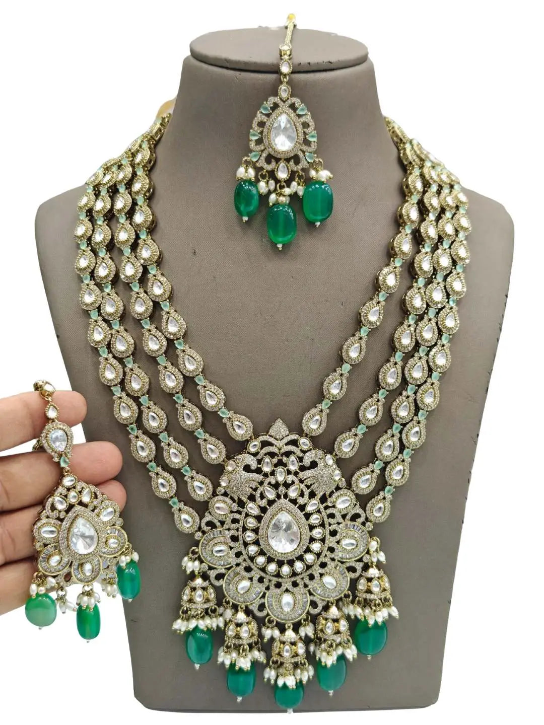 Ishhaara Floral Victorian Emerald Beads Haram With Maang Tikka