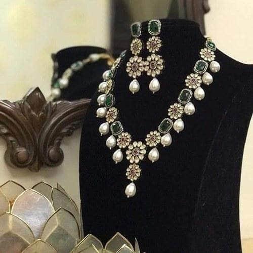 Ishhaara Flower Motif Long Necklace