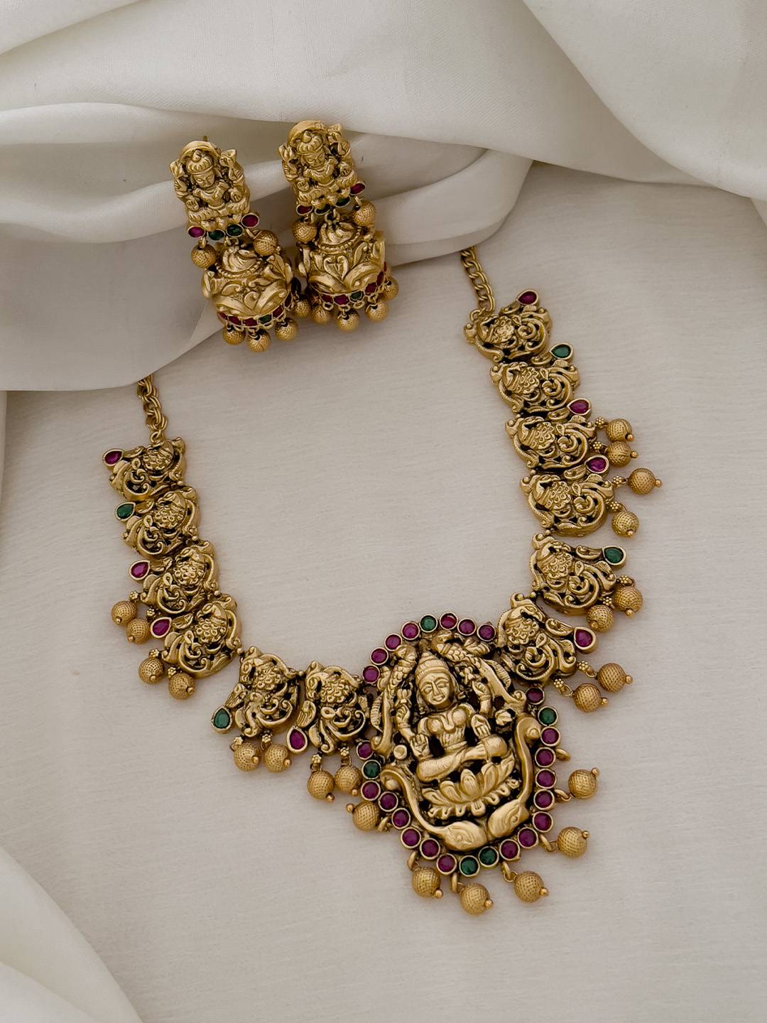 Buy God Laxmi Design Pendant Temple Necklace Online Ishhaara