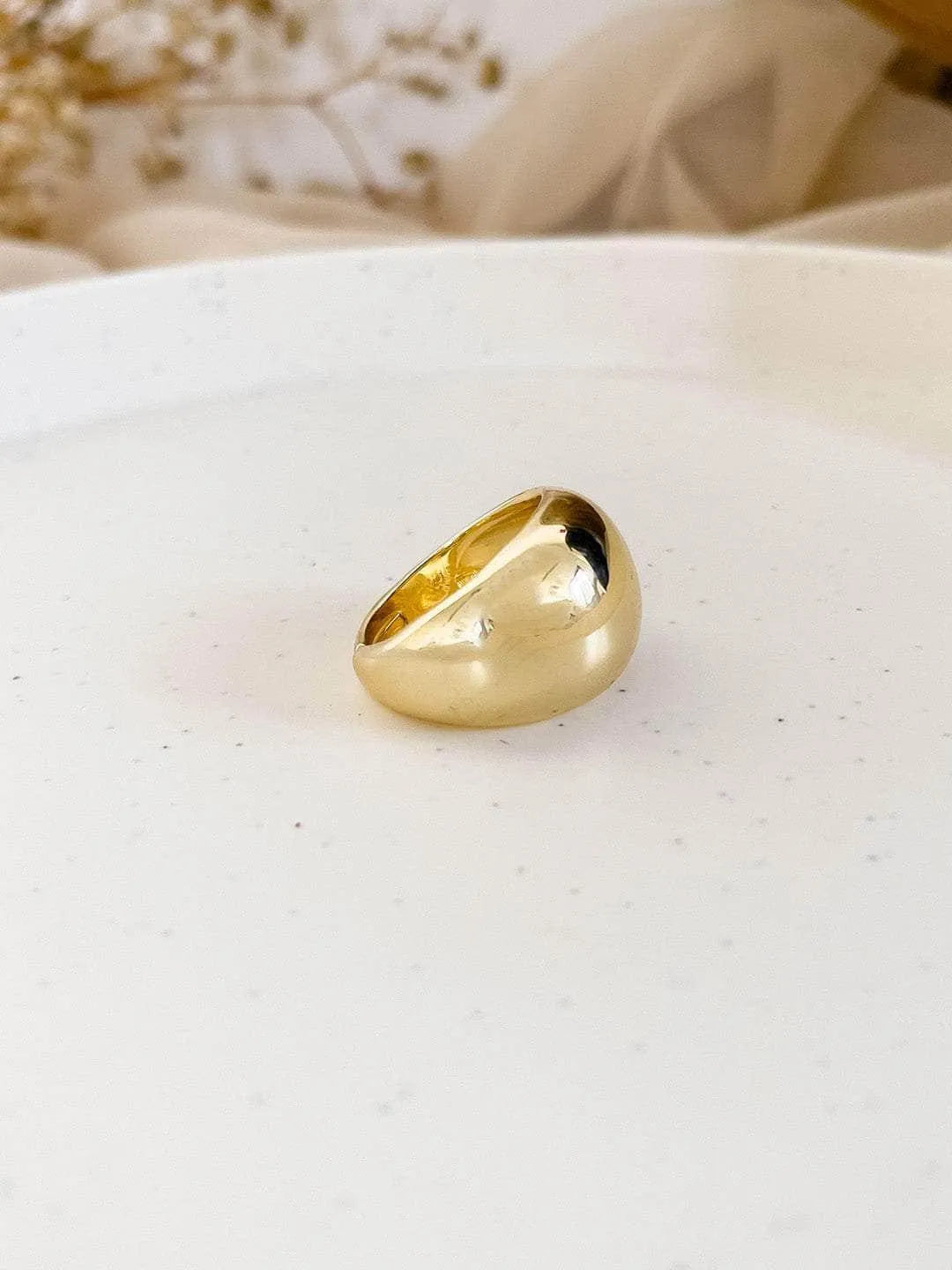 Ishhaara Gold Dome Ring