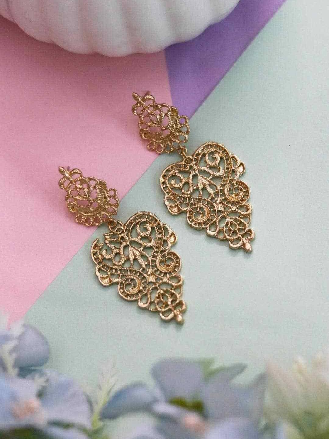 Ishhaara Gold Filigree Chandelier Earrings