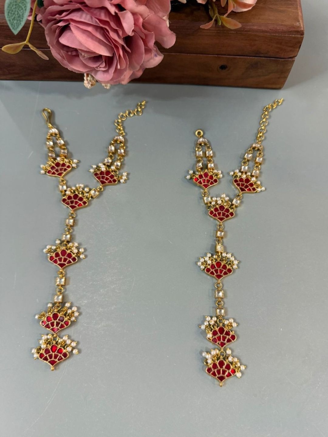 Ishhaara Gold Finish Kemp Stone Studded Haath Phool