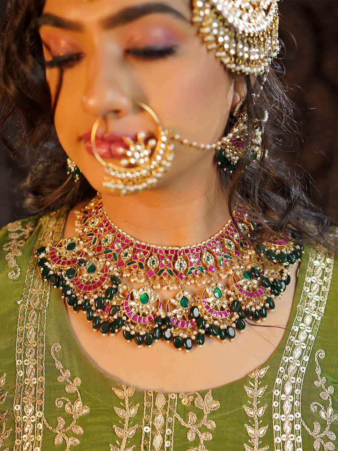 Ishhaara Gold Finish Pink And Green Kundan Polki Choker Necklace Set