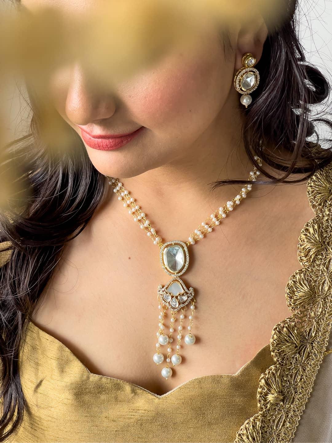 Ishhaara Single Uncut Polki Kundan Pendent Set