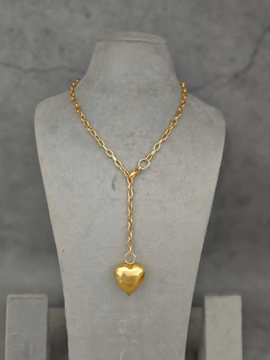 Ishhaara Golden Heart Necklace
