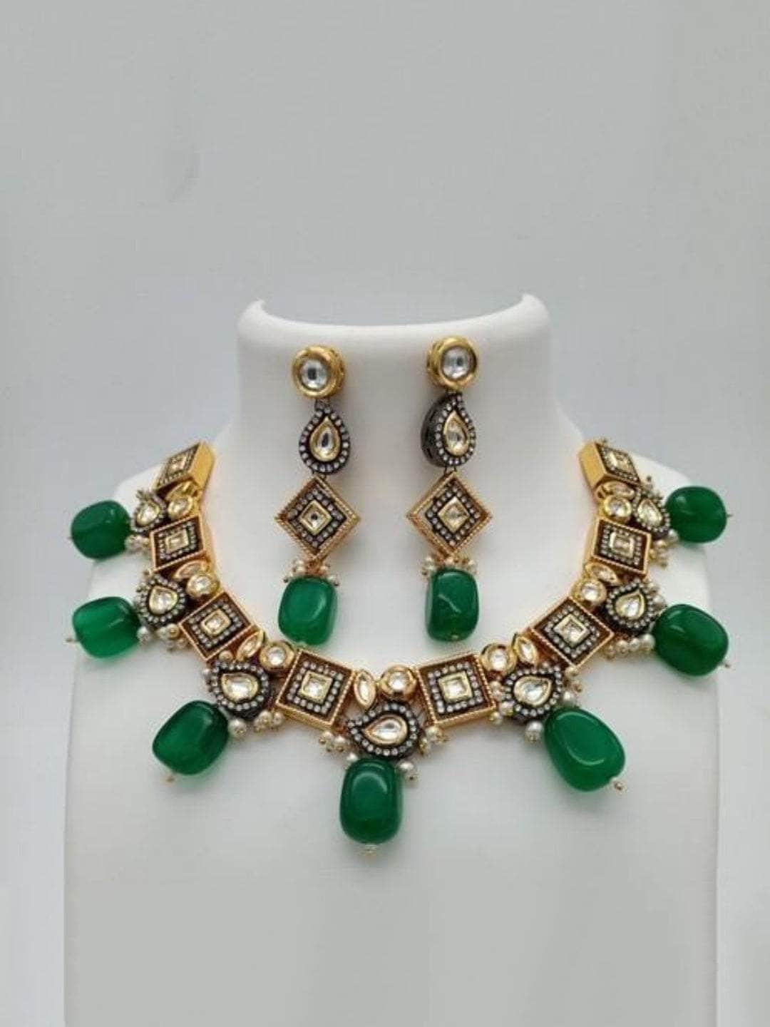 Ishhaara Ad Dual Tonned Drop Necklace Set