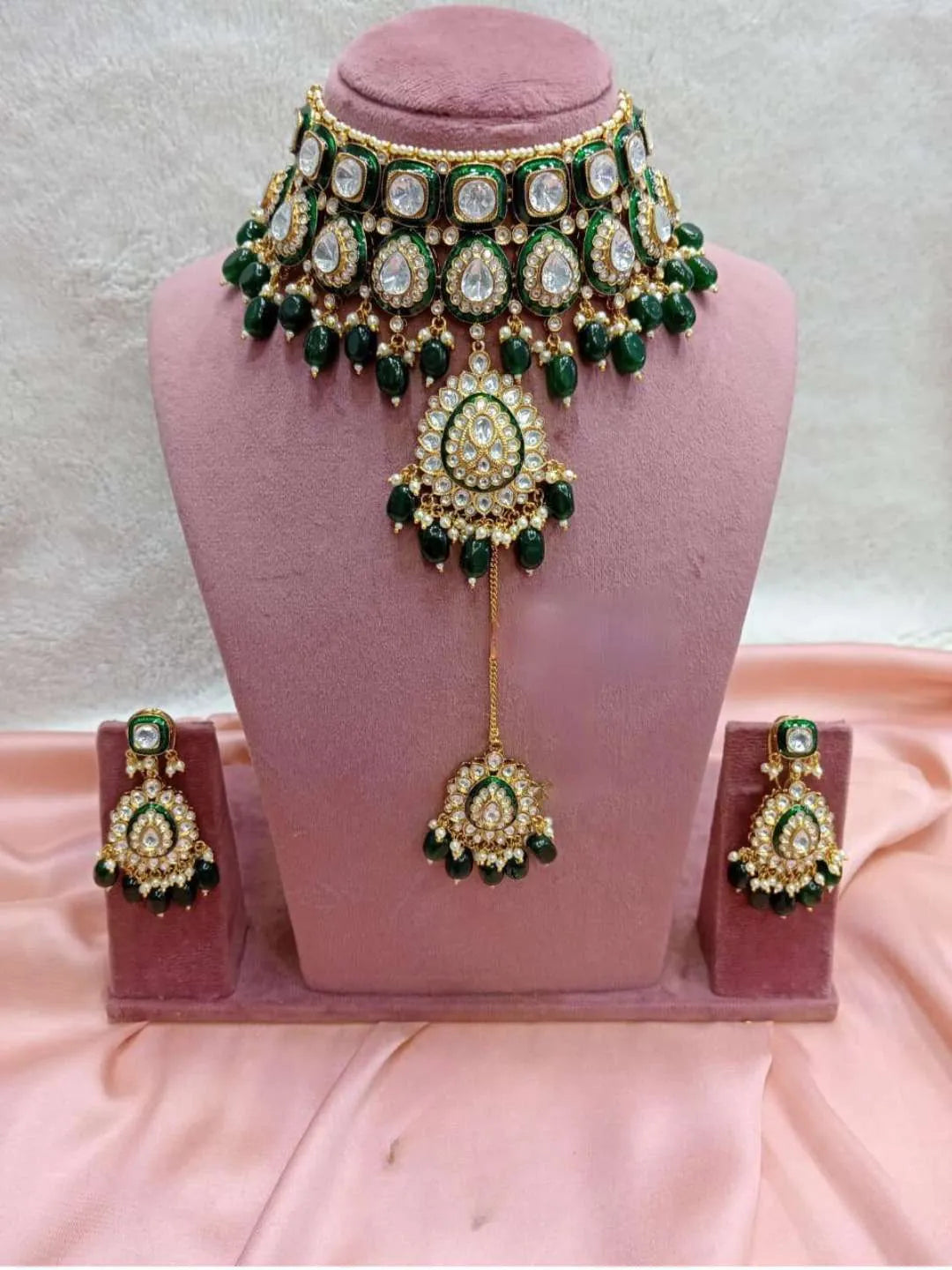 Green Beads Studded Uncut Kundan Polki Necklace