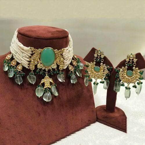 Ishhaara Big Centre Stone Pearls Choker