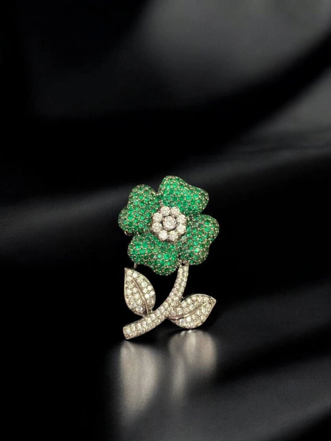 Ishhaara Green Diamond Flower Brooch