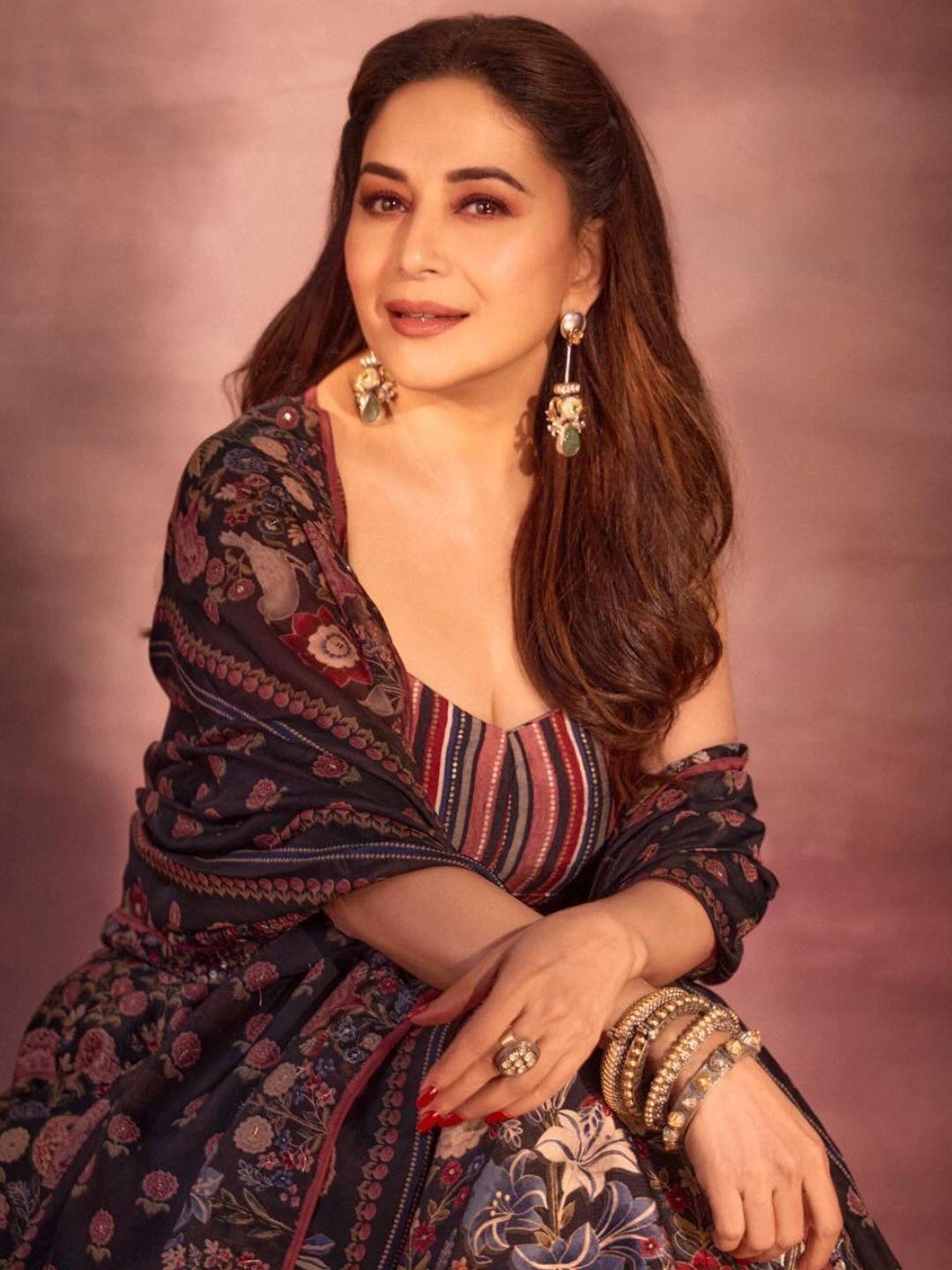 Tezaab Madhuri Wala Gana Choron Ki Baaraat 1980 Shatrughan Indian