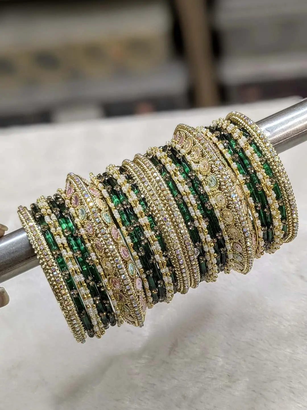 Ishhaara Green Multicolor Glass Bangle Set