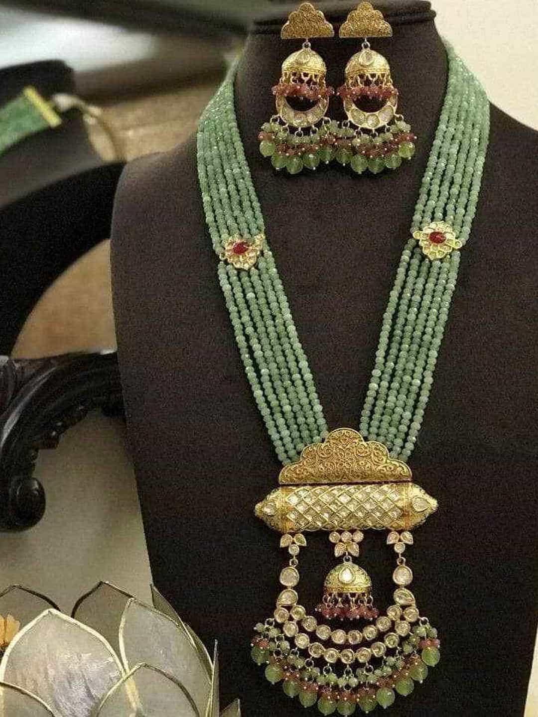 Ishhaara Onex Temple Tumb Necklace