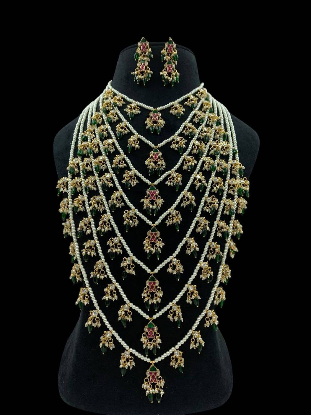 Ishhaara Green Pachi Kundan Studded Layered Necklace