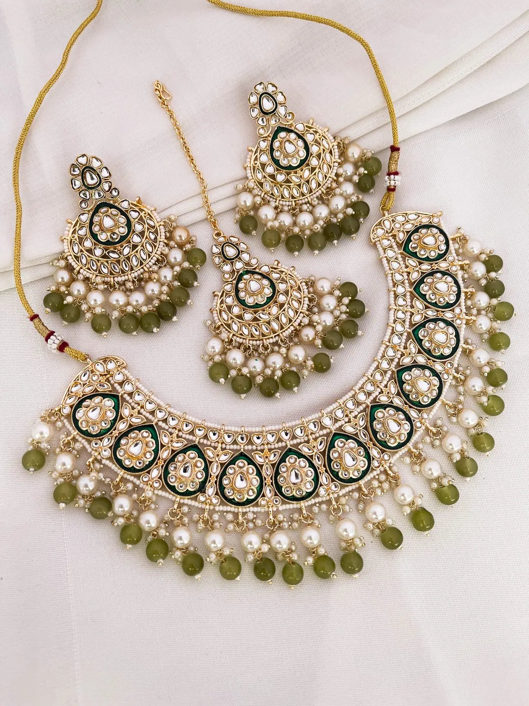 Ishhaara Green Traditional Meenakari Kundan Necklace