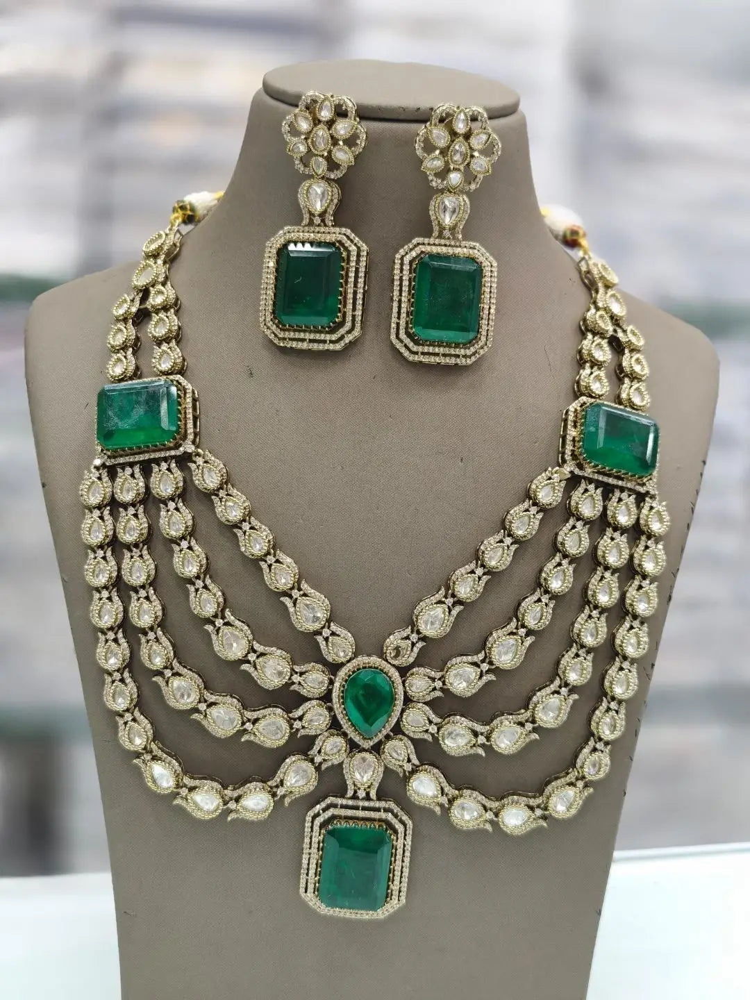 Ishhaara Green Victorian Doublet Stone Studded Layered Necklace