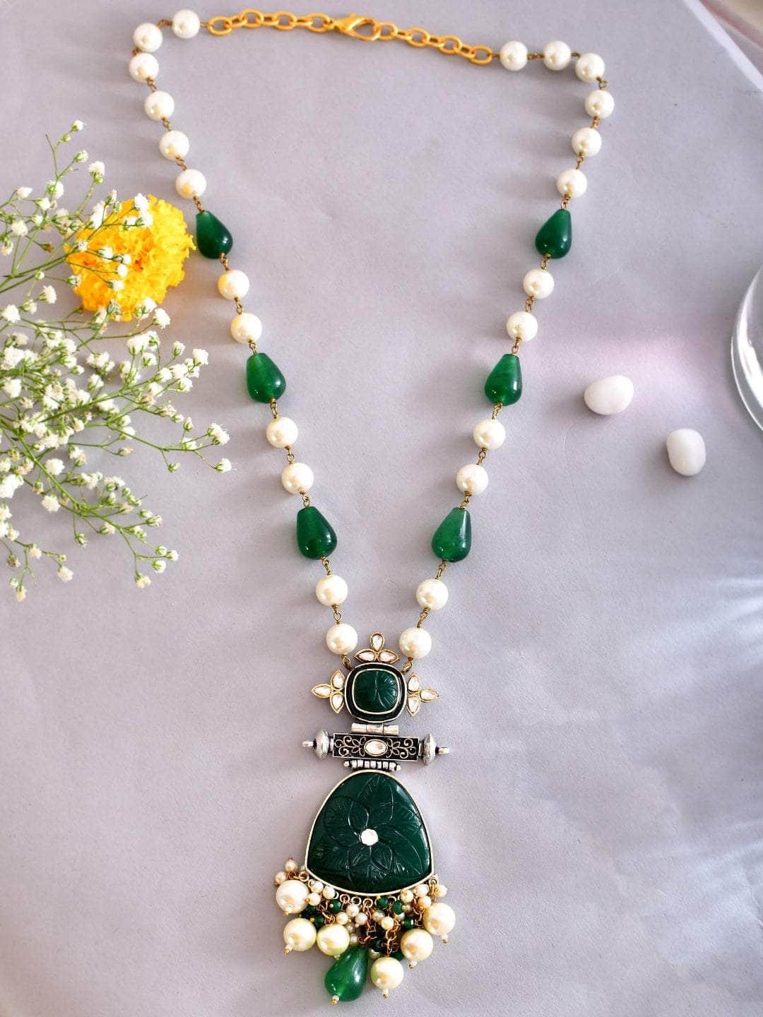 Ishhaara Green And White Beaded Pendant Necklace Set