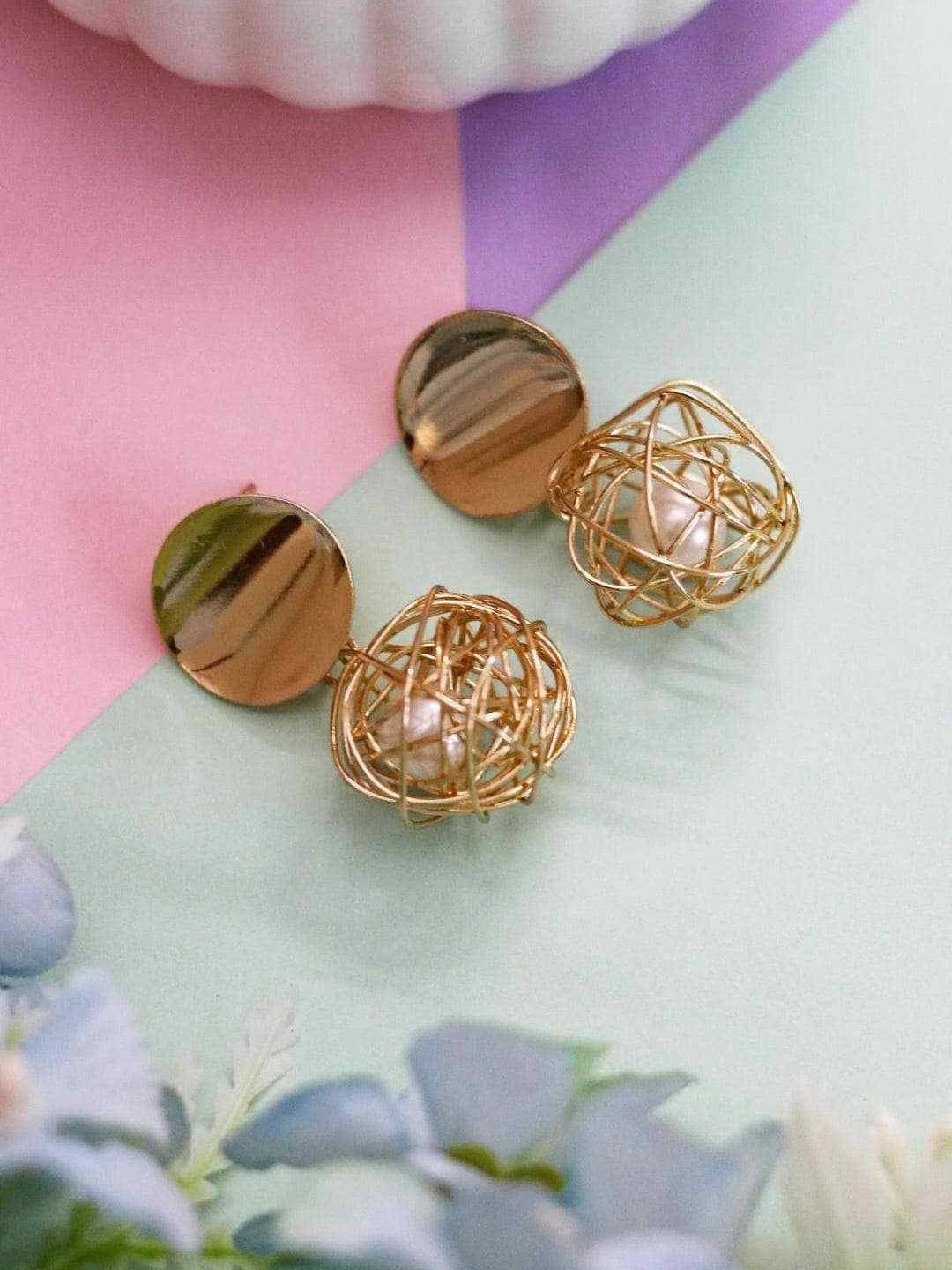 Ishhaara Harshdeep Kaur In Nest Pearl Earrings
