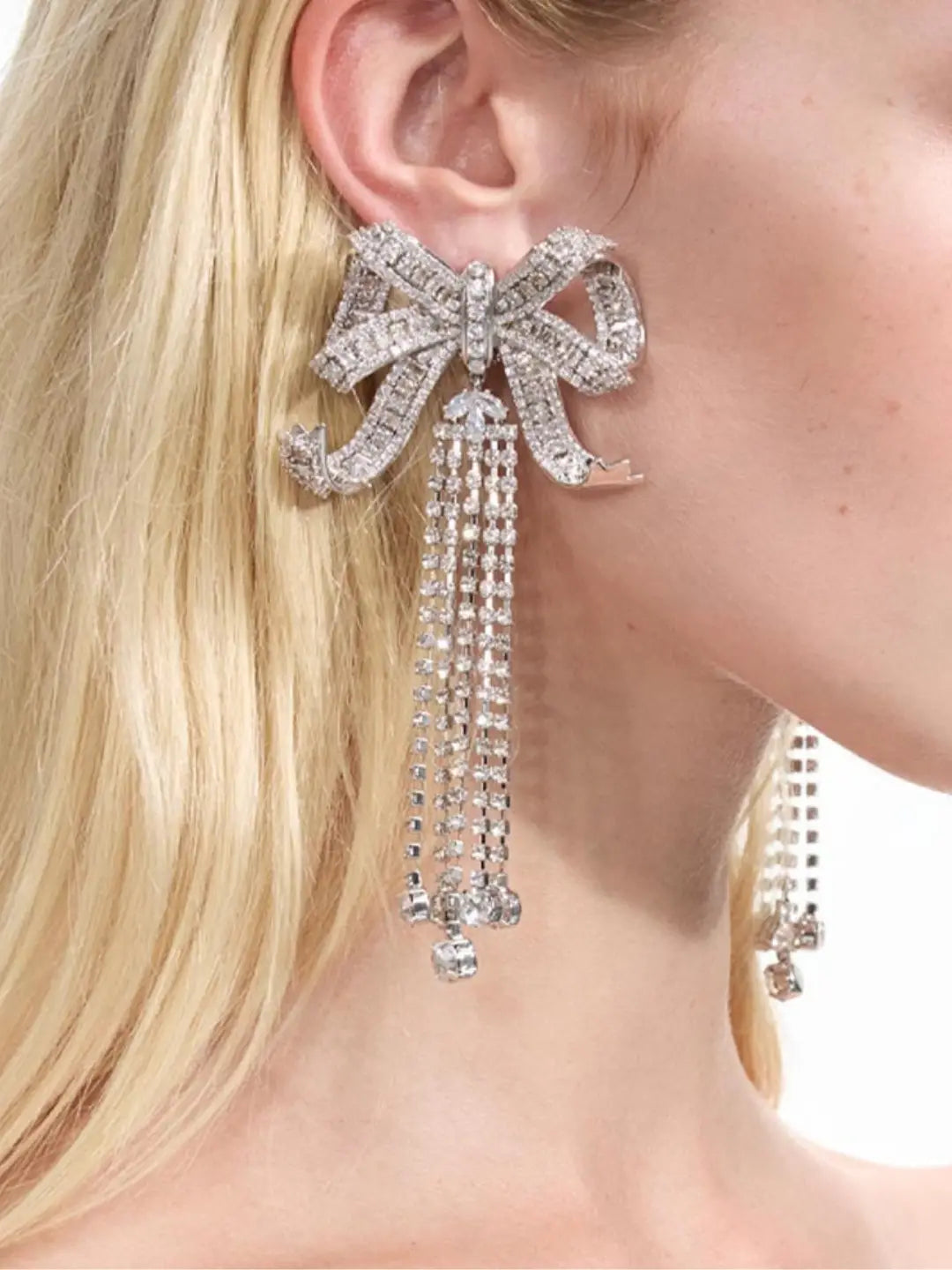 Ishhaara Haute Bow Bling Earring