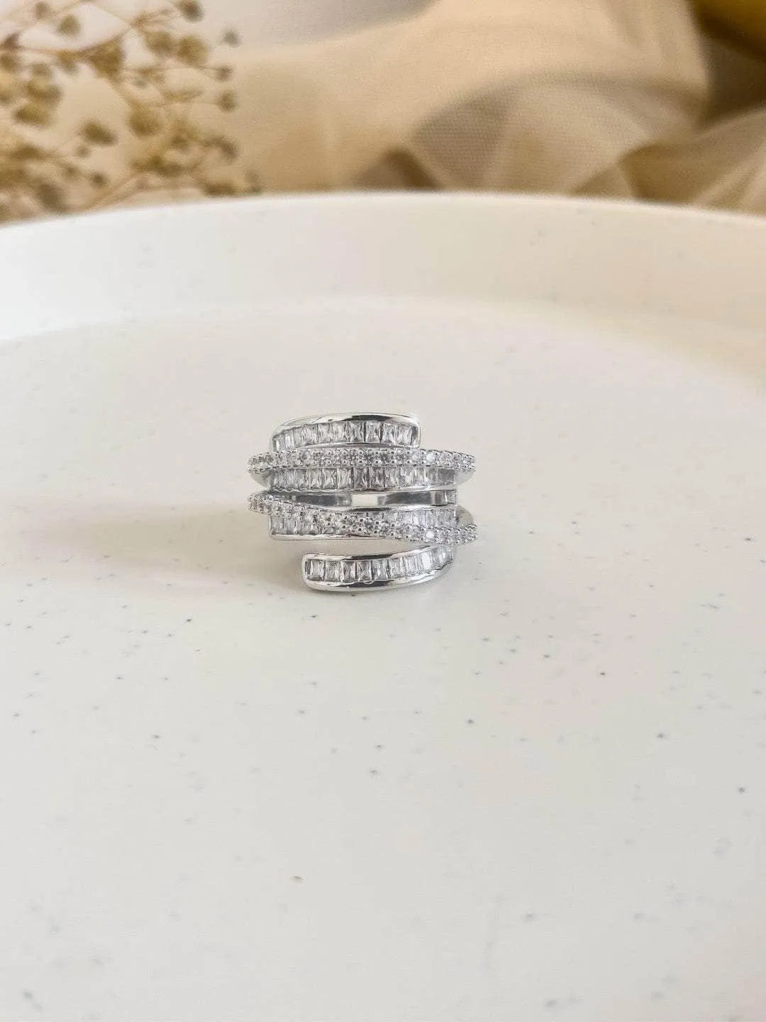 Ishhaara High Quality Interwoven Geometric White Zircon Ring