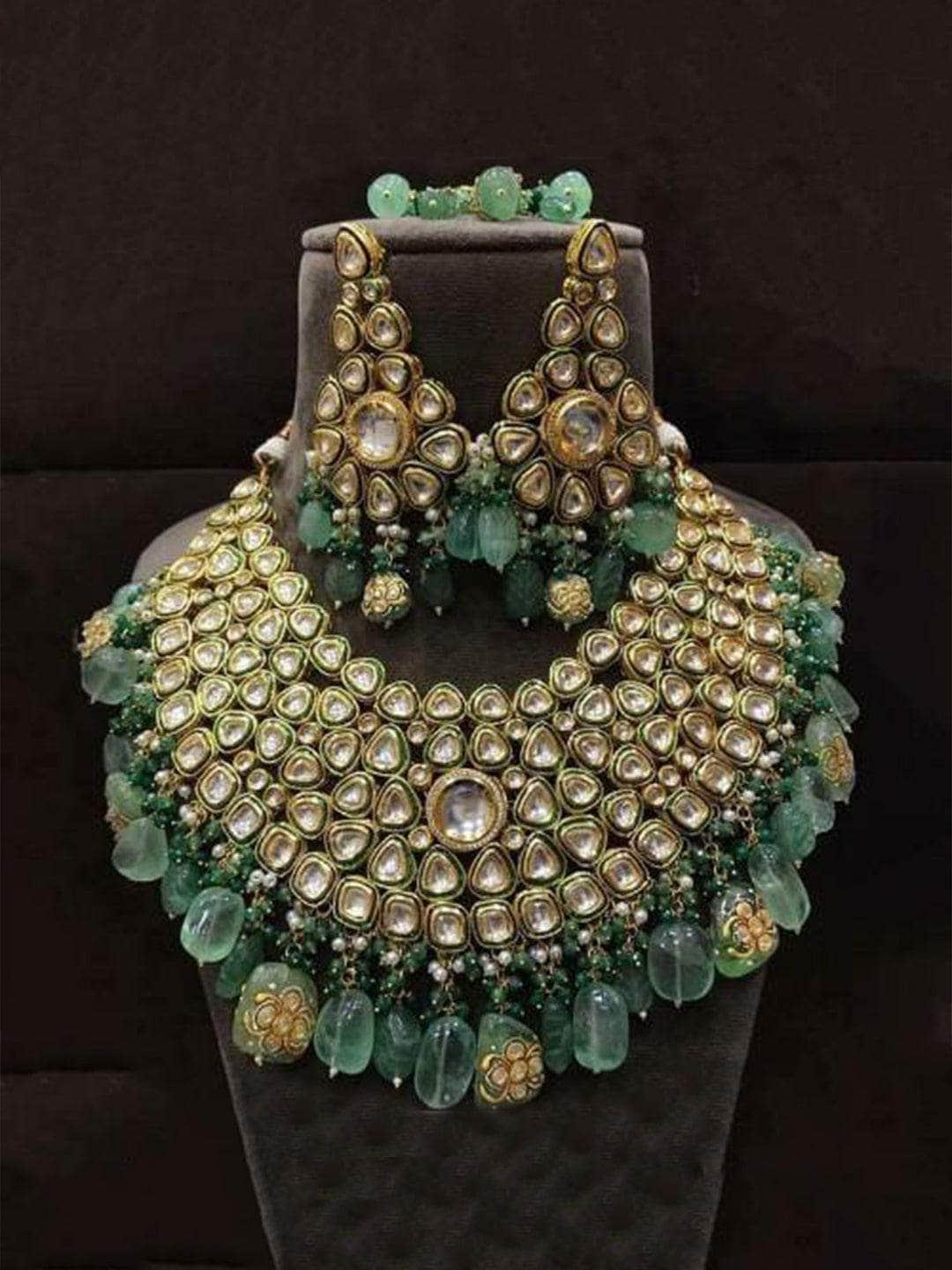 Buy Huge Emerald Bridal Necklace And Earring Set Online Ishhaara